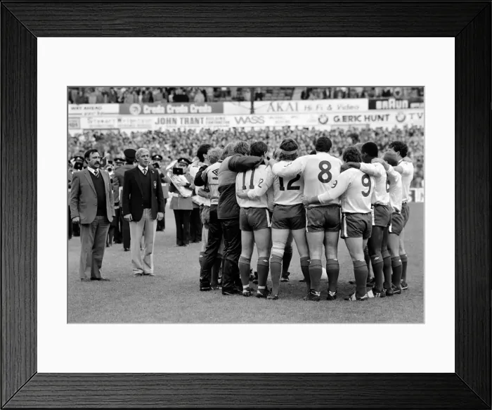 Framed Print : Rugby League Great Britain v New Zealand Third Test match Elland Road November 1985. PR01 Framed Print : Rugby League Great Britain v New Zealand Third Test match Elland Road November 1985. PR01