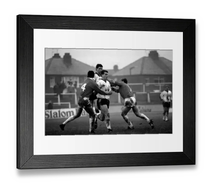 Framed Print : Sport Rugby League Widnes v Bradford. The final score was 30 - 6. November 1985 Framed Print : Sport Rugby League Widnes v Bradford. The final score was 30 - 6. November 1985