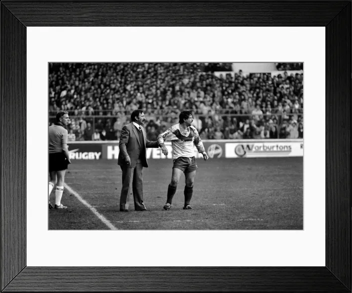 Framed Print : Rugby League Great Britain v New Zealand Third Test match Elland Road November 1985 Framed Print : Rugby League Great Britain v New Zealand Third Test match Elland Road November 1985