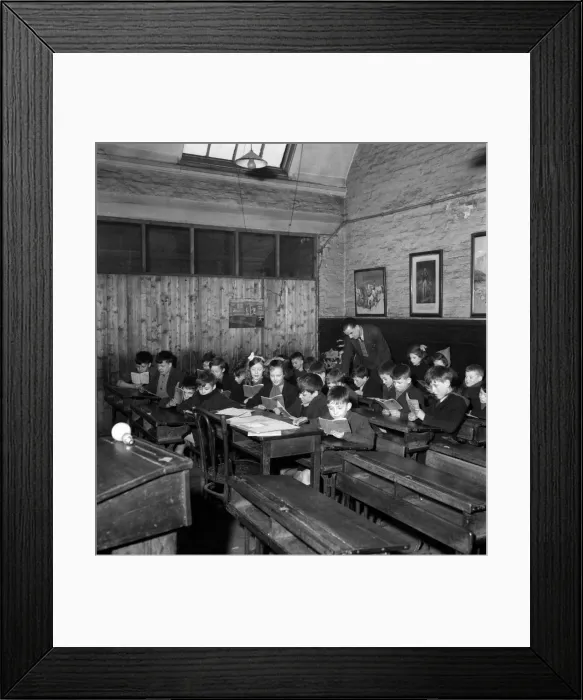 Framed Print : Children of the Duncan family at their school situated in a Manchester slum area Framed Print : Children of the Duncan family at their school situated in a Manchester slum area