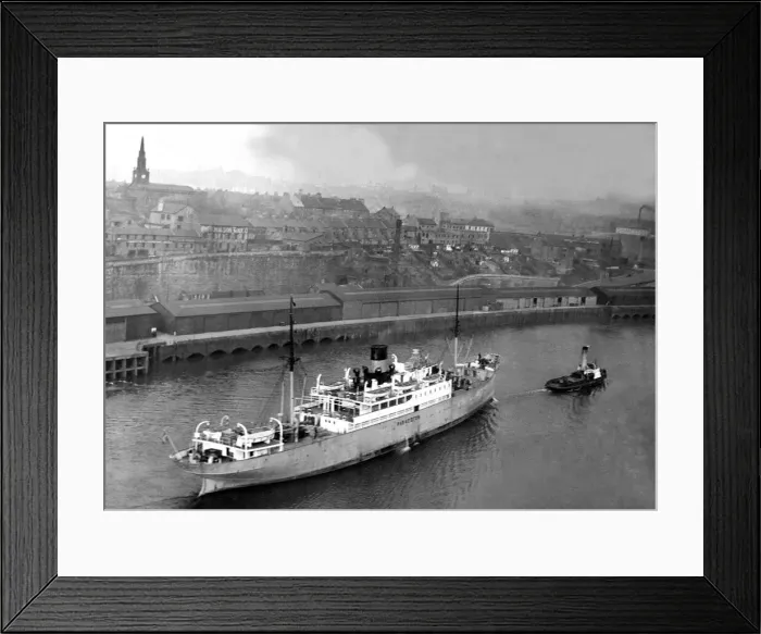 Framed Print : The ship Parkeston leaving the number 9 wharf on the River Tyne Framed Print : The ship Parkeston leaving the number 9 wharf on the River Tyne