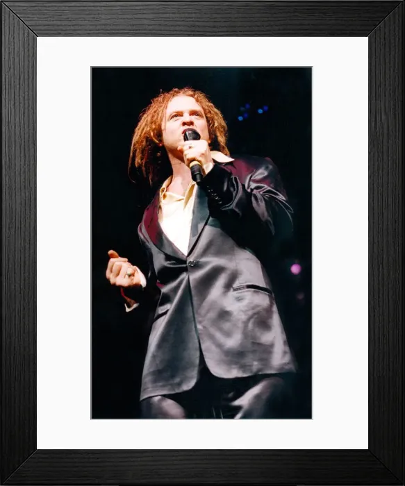 Framed Print : Simply Red perfrom at the Newcastle Arena on 25th January 1996 Framed Print : Simply Red perfrom at the Newcastle Arena on 25th January 1996