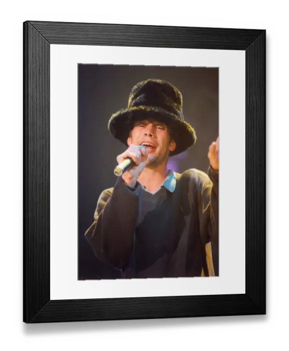 Framed Print : Jamiroquai - Jay Kay in concert at the City Hall in Newcastle. 10th April 1997 Framed Print : Jamiroquai - Jay Kay in concert at the City Hall in Newcastle. 10th April 1997