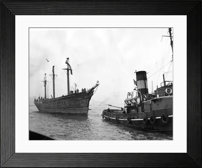 Framed Print : View of the sailing ship Cutty Sark sailing from East India Import Dock for Greenwich Framed Print : View of the sailing ship Cutty Sark sailing from East India Import Dock for Greenwich