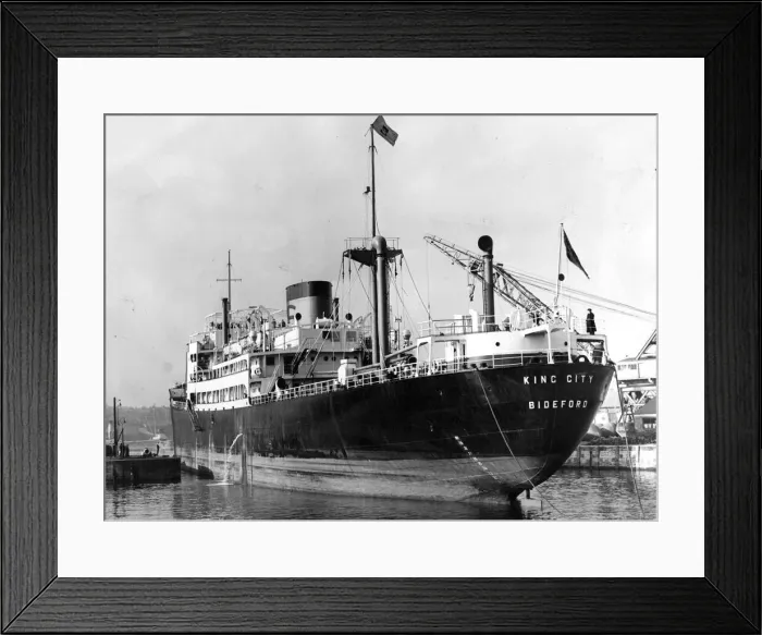 Framed Print : The cargo ship King City seen leaving South Dock, River Wear, Sunderland Framed Print : The cargo ship King City seen leaving South Dock, River Wear, Sunderland