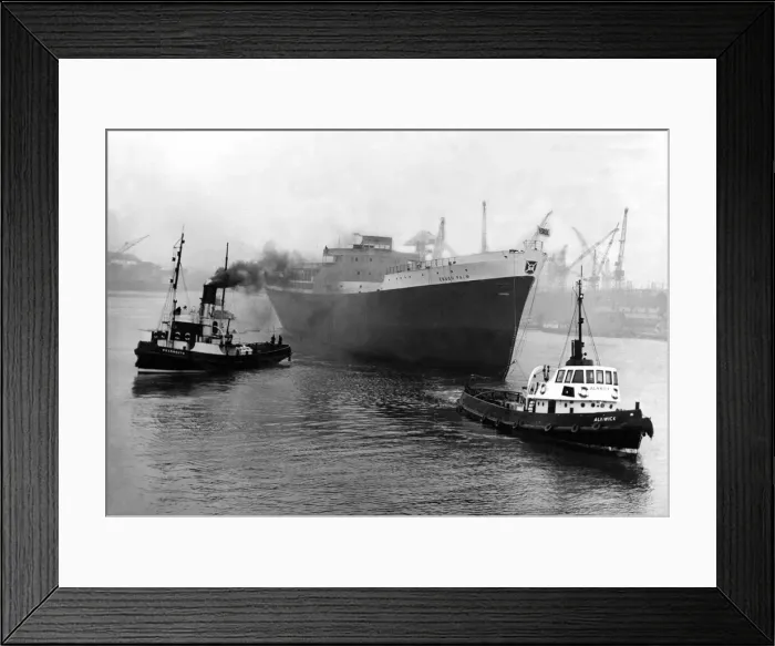 Framed Print : The Enugu Palm ship after her launch at the Neptune Yard of Swan Hunter Framed Print : The Enugu Palm ship after her launch at the Neptune Yard of Swan Hunter