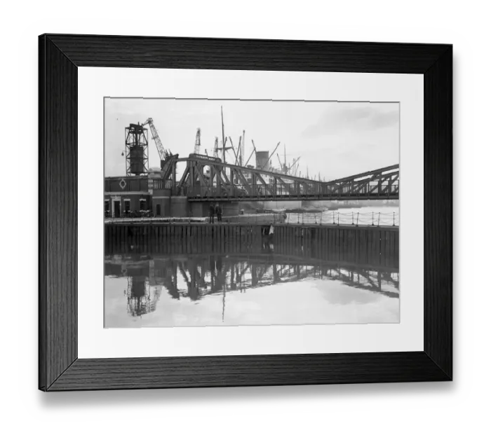 Framed Print : Canadian Pacific immigrant ship Beaverbrae formerly the Hapag Framed Print : Canadian Pacific immigrant ship Beaverbrae formerly the Hapag