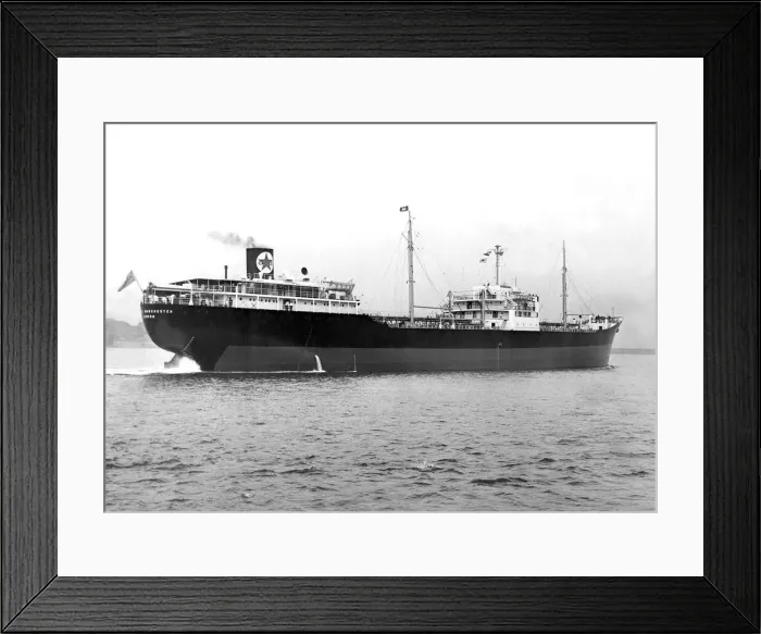 Framed Print : The Caltex Manchester leaving the river Tyne on her trials in 1953