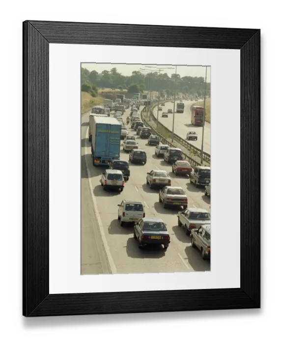 Framed Print : Heavy traffic on the M4 coming into London. 28th June 1989