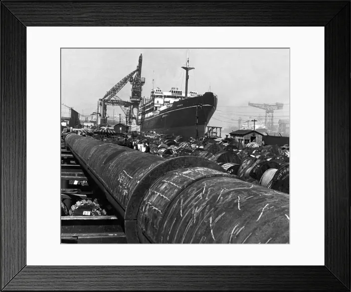 Framed Print : Liner SS Karanja being constructed by Alexander Stephen and Son Ltd, Glasgow Framed Print : Liner SS Karanja being constructed by Alexander Stephen and Son Ltd, Glasgow