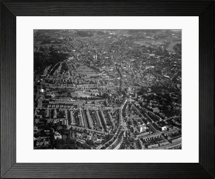 Framed Print : Aerial view of Ipswich in Suffolk. Circa 1930 Framed Print : Aerial view of Ipswich in Suffolk. Circa 1930