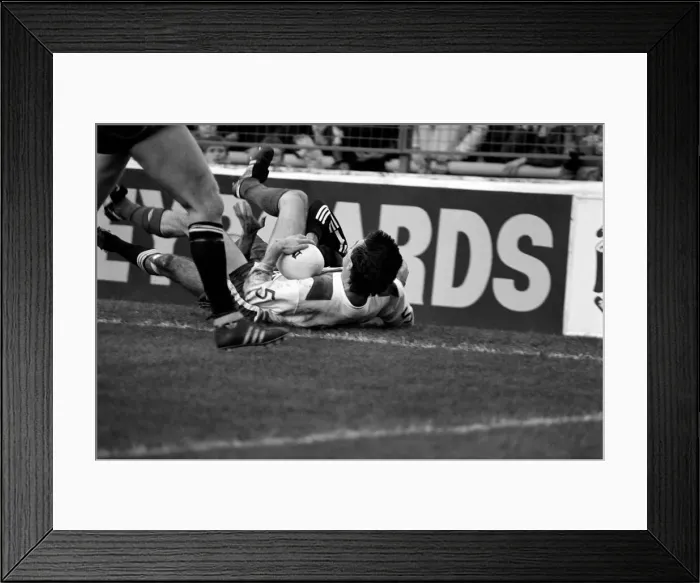 Framed Print : Rugby League Great Britain v New Zealand Third Test match Elland Road November 1985 Framed Print : Rugby League Great Britain v New Zealand Third Test match Elland Road November 1985