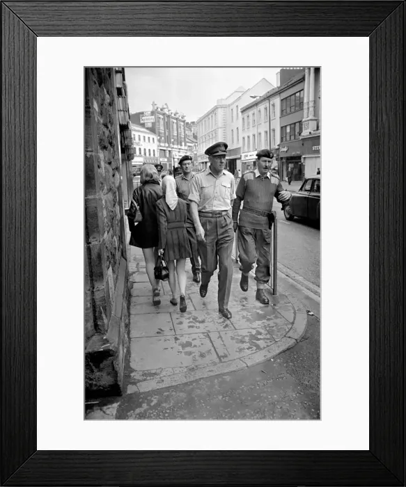 Framed Print : Northern Ireland August 1969. Chief of staff General Sir Geoffrey Baker seen here touring Framed Print : Northern Ireland August 1969. Chief of staff General Sir Geoffrey Baker seen here touring