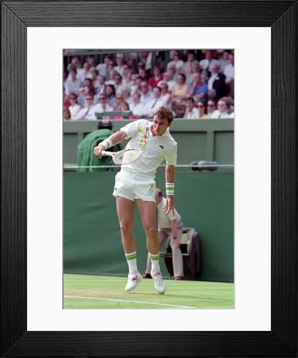 Framed Print : All England Lawn Tennis Championships at Wimbledon Mens Singles Third Round Framed Print : All England Lawn Tennis Championships at Wimbledon Mens Singles Third Round