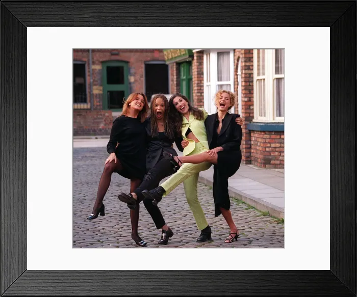 Framed Print : Tina Hobley is Samantha Failsworth, Angela Griffin is Fiona Middleton Framed Print : Tina Hobley is Samantha Failsworth, Angela Griffin is Fiona Middleton