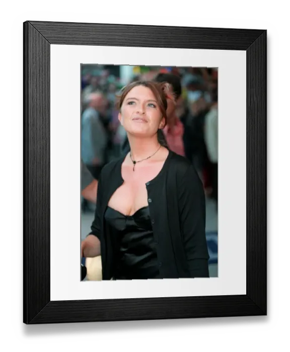  : Tina Hobley Actress August 98 Coronation street actress arriving for the premiere