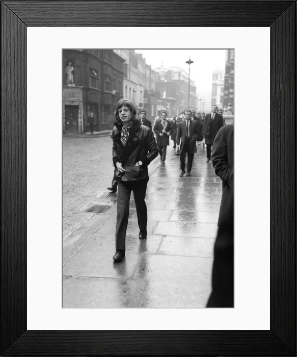 Framed Print : Rolling Stones, Mick Jagger leaving the Court of Appeal Framed Print : Rolling Stones, Mick Jagger leaving the Court of Appeal