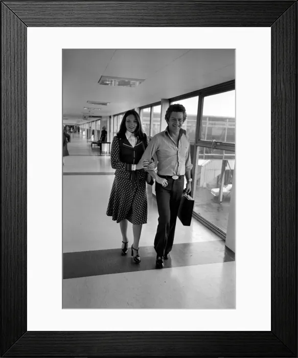 Framed Print : Lord and Lady Lichfield. March 1975 75-01676-002