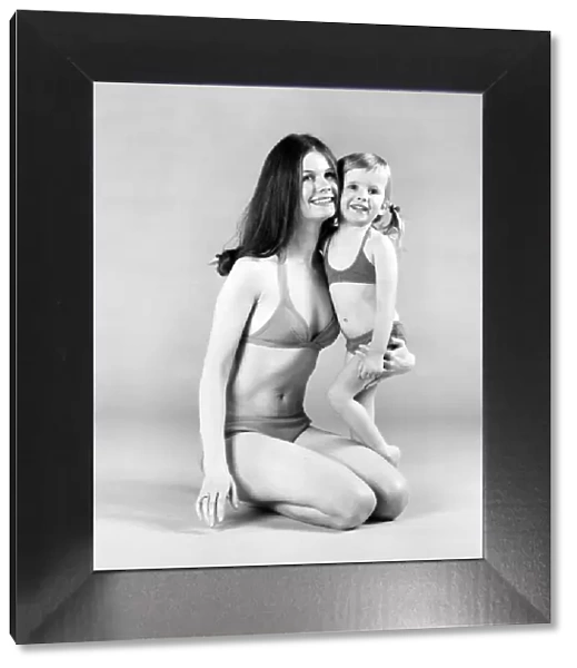 Woman and Children. Model Bertie Meaden and Daughters. March 1975 75-01632-002