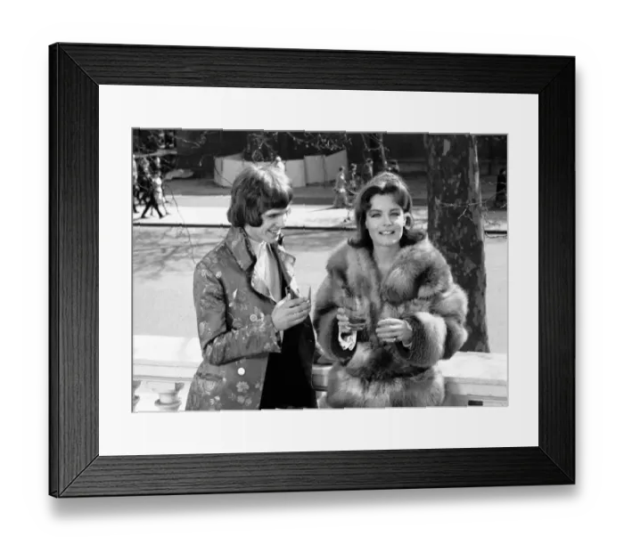 Framed Print : Peter Frampton, lead guitarst in Pop group The Herd