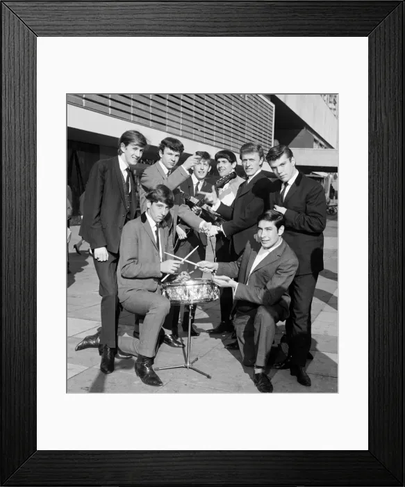 Framed Print : Pictue show two different pop groups both named The Fortunes Framed Print : Pictue show two different pop groups both named The Fortunes