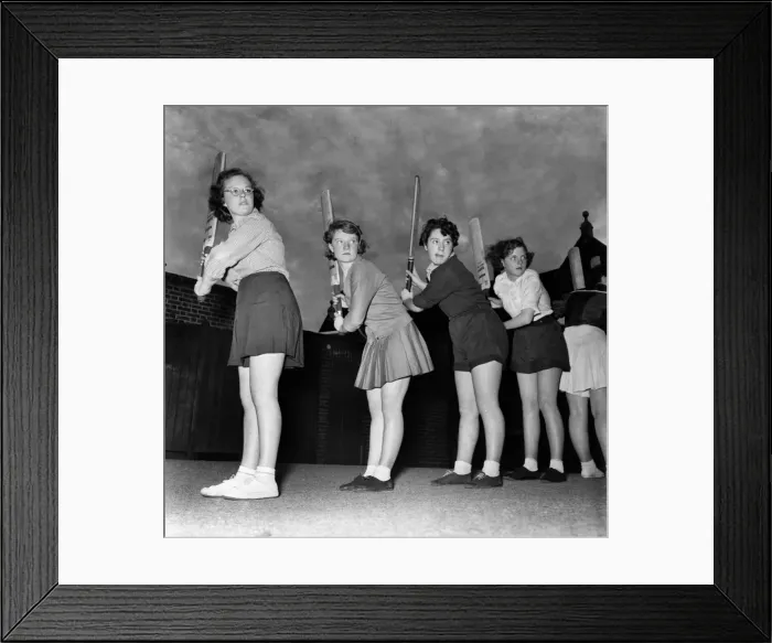 Framed Print : Evening Classes for girls who want to learn to play Cricket at the Tower Bridge Institute