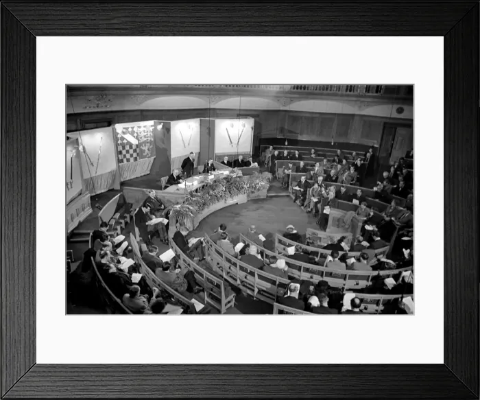 Framed Print : Duke of Norfolk. D1134-002 Framed Print : Duke of Norfolk. D1134-002