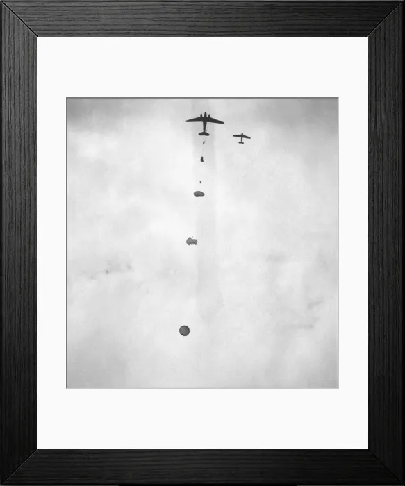 Framed Print : RAF Parachute Nurses. October 1948 O15033-003 Framed Print : RAF Parachute Nurses. October 1948 O15033-003