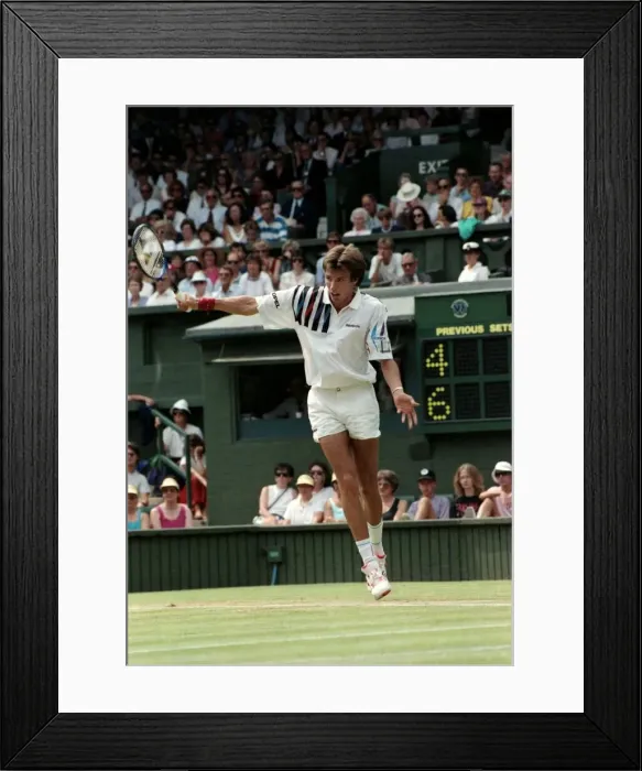 Framed Print : All England Lawn Tennis Championships at Wimbledon Mens Singles Third Round Framed Print : All England Lawn Tennis Championships at Wimbledon Mens Singles Third Round