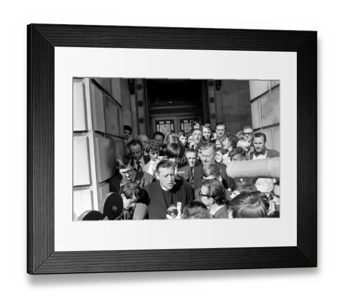 Framed Print : Northern Ireland August 1969. Reverend Ian Paisley seen here at Stormont