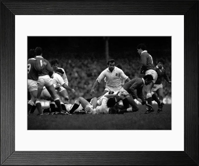 Framed Print : International Rugby Union. England v. Wales. January 1986 PR-04-043 Framed Print : International Rugby Union. England v. Wales. January 1986 PR-04-043