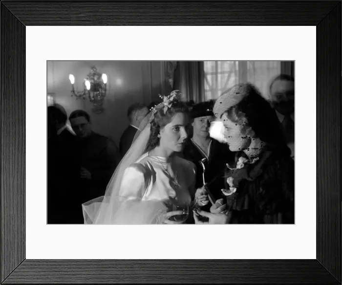 Framed Print : Wedding of tennis star Kay Stammers. August 1937 OL304K-001 Framed Print : Wedding of tennis star Kay Stammers. August 1937 OL304K-001
