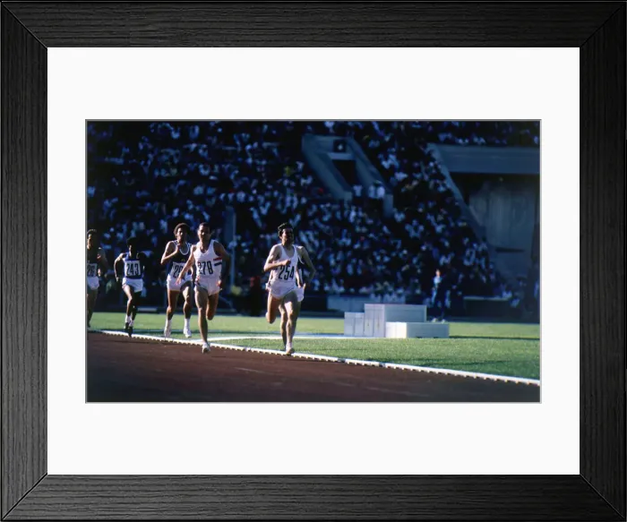 Framed Print : Sebastian Coe in action to win the Mens 1500 Metres Final at the Moscow Olympic Games Framed Print : Sebastian Coe in action to win the Mens 1500 Metres Final at the Moscow Olympic Games