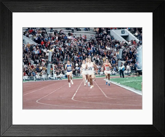 Framed Print : Steve Ovett wins the Mens 800 Metres Final ahead of his fellow countryman Sebastian Coe Framed Print : Steve Ovett wins the Mens 800 Metres Final ahead of his fellow countryman Sebastian Coe