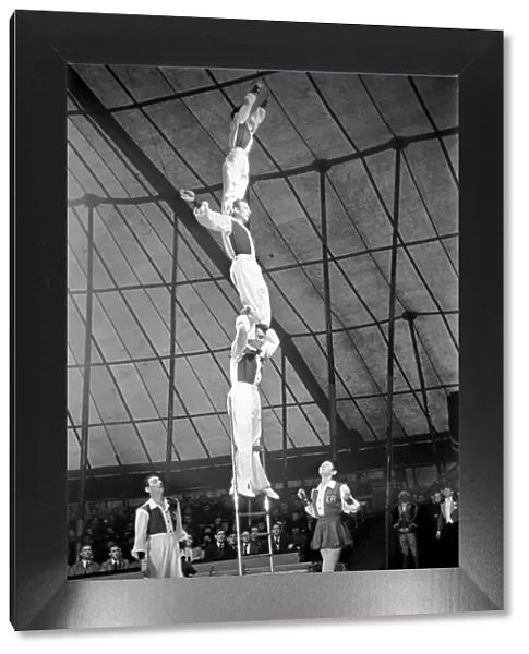 Bertram Mills Circus at Luton. April 1950 O23401-011