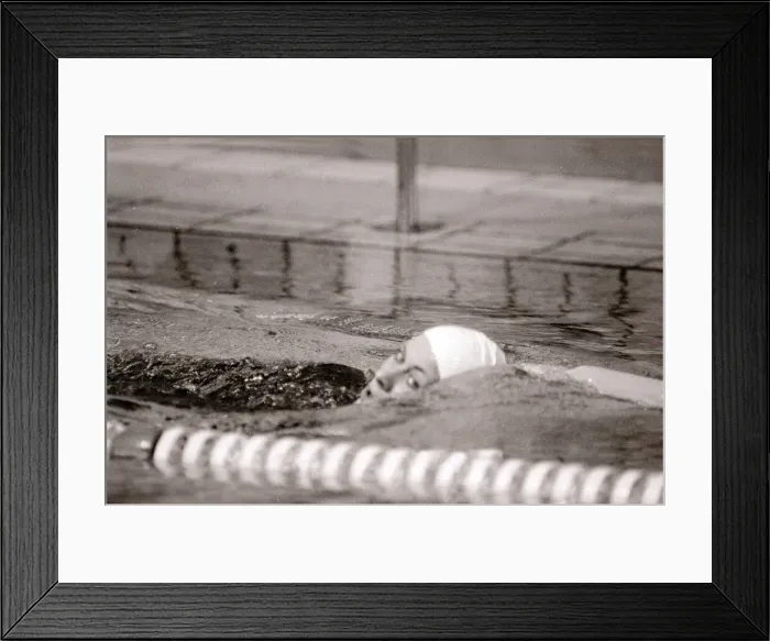 Framed Print : Swimmer Sharron Davies seen here training at the swimming pool in Moscow before her heat