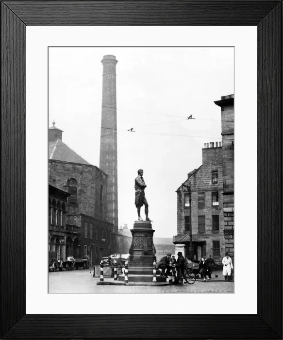 Framed Print : Men gathered around Robert Burns monument where Constitution and Bernard Street meet Framed Print : Men gathered around Robert Burns monument where Constitution and Bernard Street meet