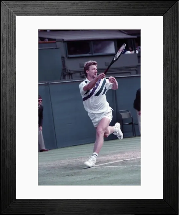 Framed Print : Wimbledon. Miloslav Mecir v. Stefen Edberg. July 1988 88-3550-038 Framed Print : Wimbledon. Miloslav Mecir v. Stefen Edberg. July 1988 88-3550-038