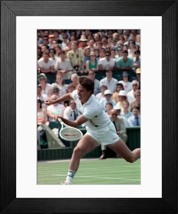 Framed Print : Wimbledon. Jimmy Connors. June 1988 88-3372-006 Framed Print : Wimbledon. Jimmy Connors. June 1988 88-3372-006