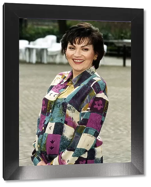 Lorraine Kelly TV Presenter April 1994