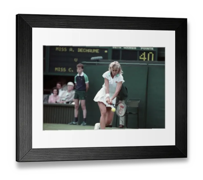 Framed Print : Wimbledon Tennis. (Chris Evert). June 1988 88-3341-056