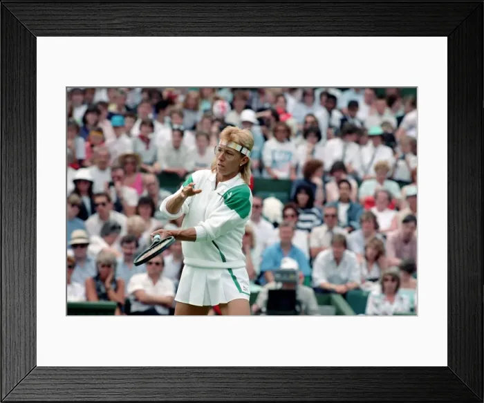 Framed Print : Wimbledon. Martina Navratilova v. Sabrina Goles. June 1988 88-3316-055 Framed Print : Wimbledon. Martina Navratilova v. Sabrina Goles. June 1988 88-3316-055
