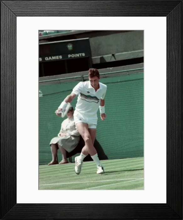 Framed Print : Wimbledon. Ivan Lendl v. Darren Cahill. June 1988 88-3342-035 Framed Print : Wimbledon. Ivan Lendl v. Darren Cahill. June 1988 88-3342-035