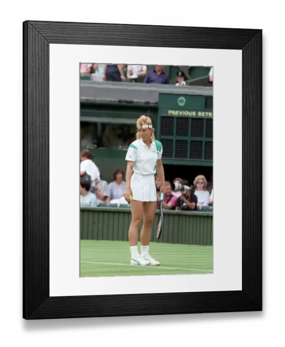 Framed Print : Wimbledon. Martina Navratilova v. Sabrina Goles. June 1988 88-3316-042 Framed Print : Wimbledon. Martina Navratilova v. Sabrina Goles. June 1988 88-3316-042