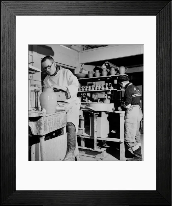 Framed Print : Monks making coronation mugs for her Majesty the Queen. November 1952 C5821-002