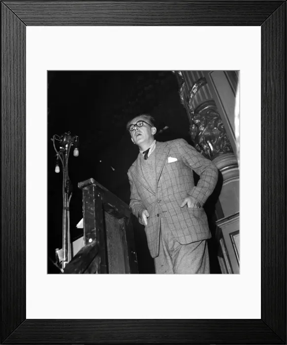 Framed Print : Labour Party Conference 1952 Richard Crossman addresses conference