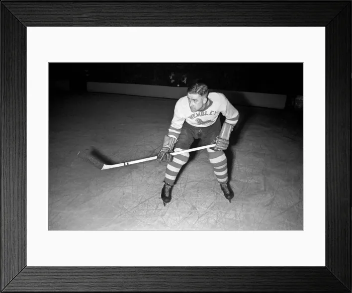 Framed Print : Ice Hockey at Earls Court Fred Derny. September 1952 C4789 Framed Print : Ice Hockey at Earls Court Fred Derny. September 1952 C4789