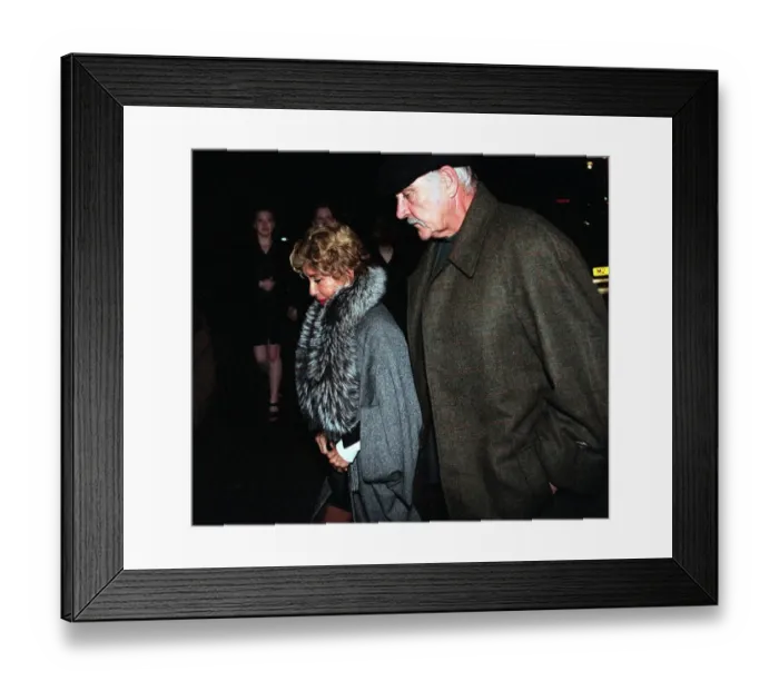 Framed Print : Sean Connery April 1999 Coming back to the Caledonian Hotel with his wife Micheline Framed Print : Sean Connery April 1999 Coming back to the Caledonian Hotel with his wife Micheline