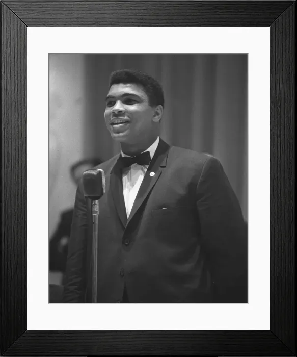 Framed Print : Cassius Clay (Muhammad Ali) attends a sports writers reception Framed Print : Cassius Clay (Muhammad Ali) attends a sports writers reception
