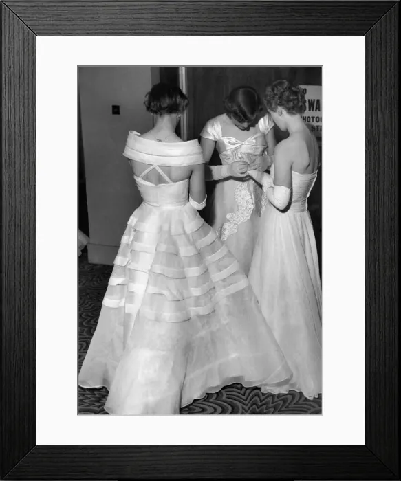 Framed Print : Debutantes Queen Charlottes Ball at Grosvenor House Hotel Framed Print : Debutantes Queen Charlottes Ball at Grosvenor House Hotel